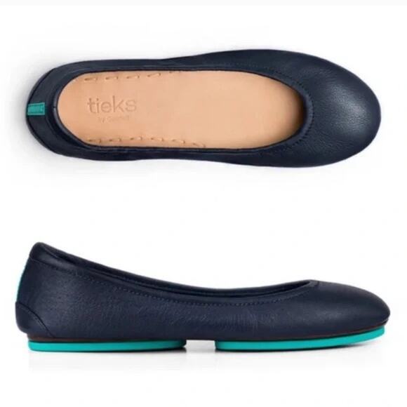 Tieks‎ California Navy Blue Italian Leather Ballet Flats Foldable Shoes Size 6 - Picture 1 of 8
